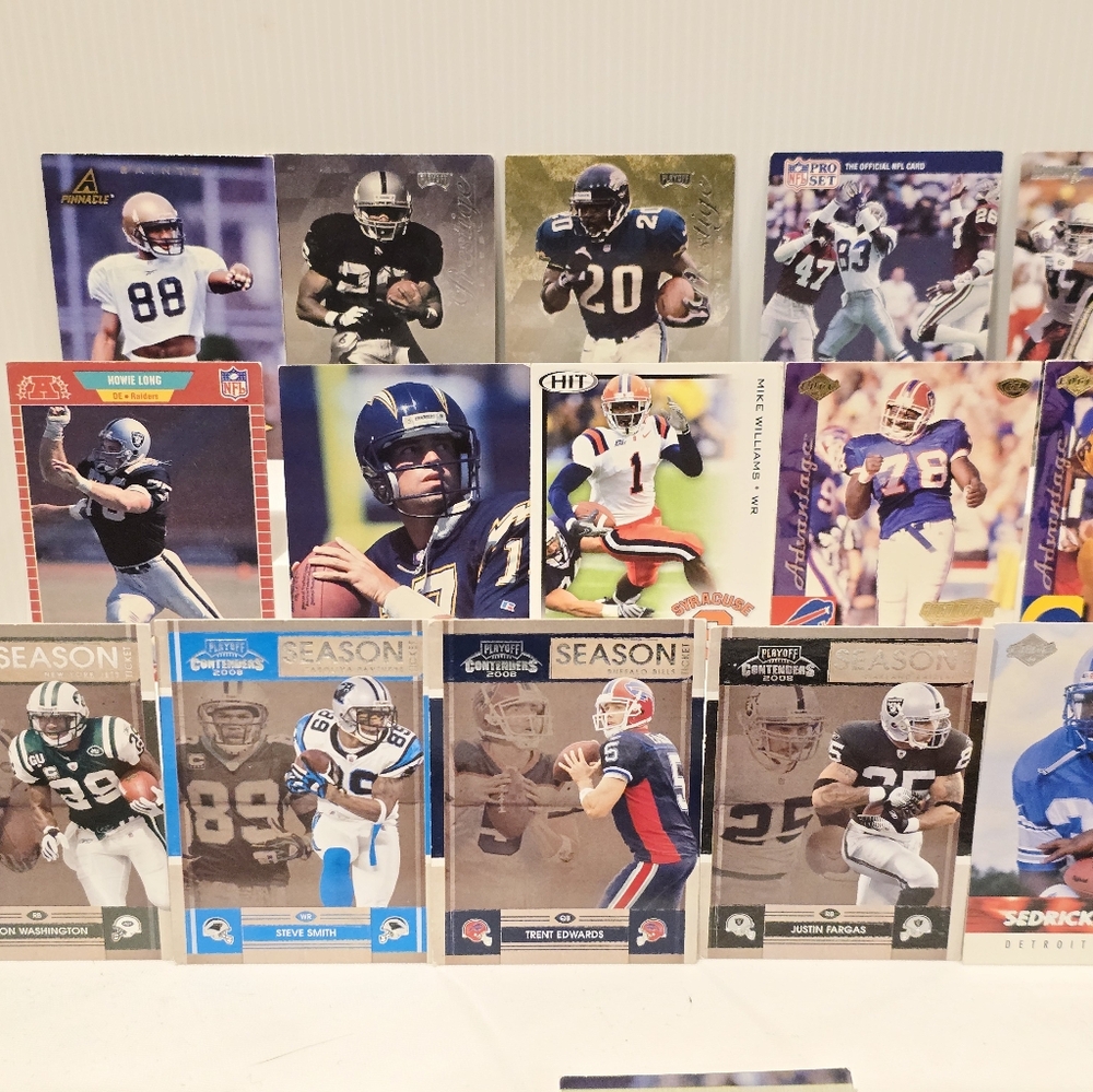 NFL Football Card Collection Set - Picture 9 of 16